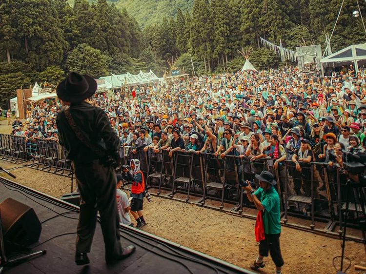 Aksi The Panturas Manggung di Fuji Rock Jepang