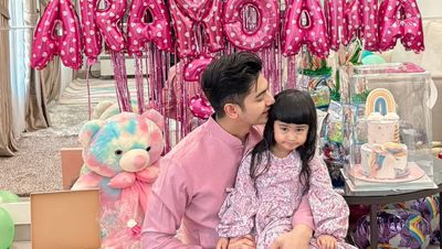 8 Beda Gaya Ria Ricis & Teuku Ryan Rayakan Ultah Moana, Ada yang Capai Rp 1 M