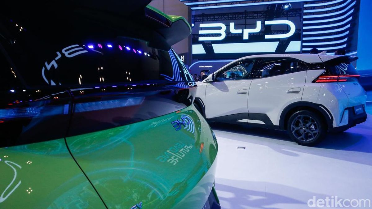 Penjualan Mobil Melemah, Laba BYD Merosot