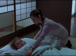 Kontroversi Aktris The Grudge Ungkap Hamil dengan Pacar 16 Tahun Lebih Muda