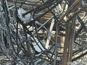 Muncul Api di Dalam Lokasi Kebakaran Pasar Taman Puring