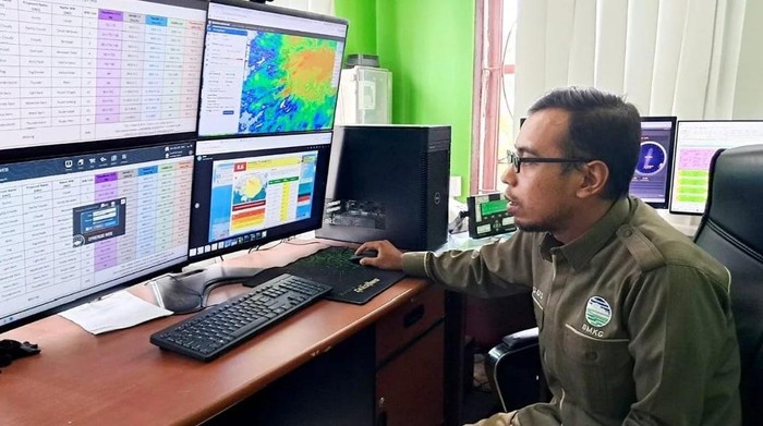 Forecaster BMKG Stasiun Klimatologi Rendani Manokwari Agus Susilo.