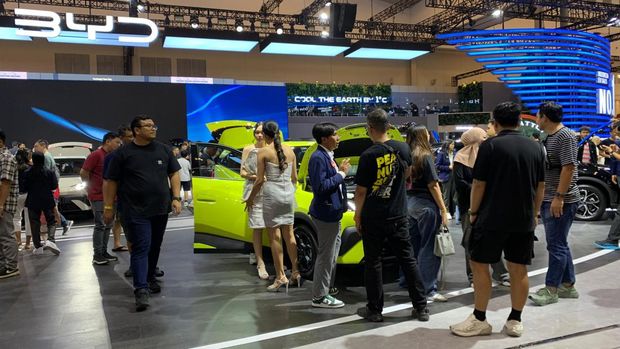 BYD Atto 1 bikin penasaran pengunjung GIIAS 2025