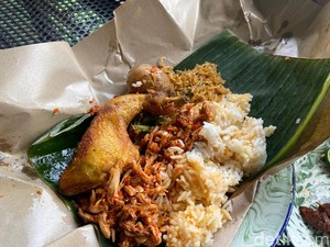 Dapur Mandalika: Nasi Balap Puyung dan Beberuk Terong Lombok di Cikini
