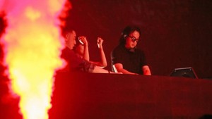 Kalau menurut gue, gak boleh nge-judge sih, apa pun itu profesinya. Karena, kan kita sama-sama bekerja. Jangan pandang sebelah mata (soal DJ), ungkap Dimaz Andrean di studio Brownis, TransTV, Jakarta Selatan, Rabu (30/7/2025). Foto: dok instagram Dimaz Andrean