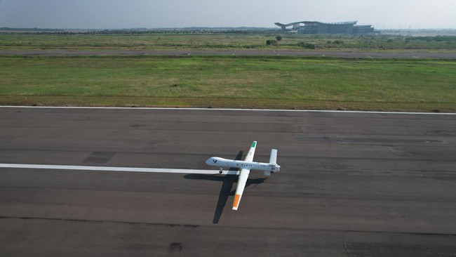 Drone Elang Hitam Buatan RI Sukses Terbang 24 Jam di 20 Ribu Kaki