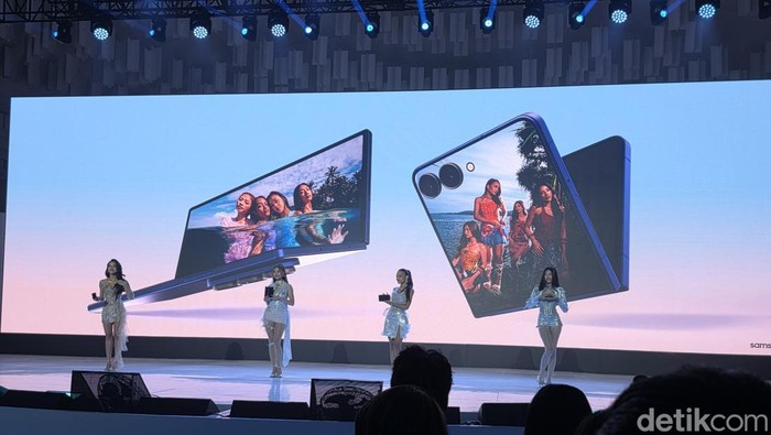 Galaxy Z Fold7 & Flip7