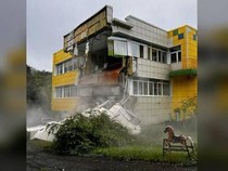 Rusia Diguncang Gempa-Tsunami, Atap Gedung Runtuh-Dinding TK Ambruk