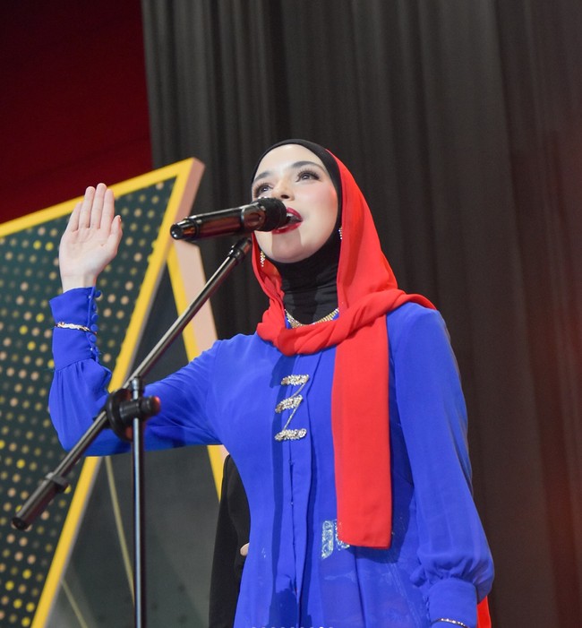 Isabel kini diketahui telah diterima di 3 kampus ternama dunia. Rencananya ia akan melanjutkan pendidikan di Fakultas Keddokteran St George School of Medicine yang berada di Grenada. Foto: Instagram/@isabel.azhari
