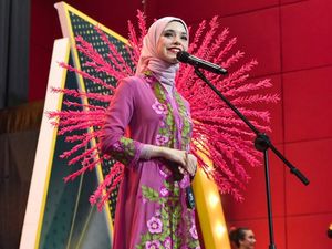 Dukungan Ayu Azhari untuk Isabel Si None Jaksel 2025