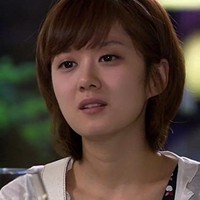 Setelah fokus di Cina, Jang Nara kembali ke Korea pada tahun 2011 lewat drama Baby Faced Beauty. Ia berperan sebagai wanita 34 tahun, yang berpura-pura 10 tahun lebih muda demi mendapatkan pekerjaan, semakin menguatkan imej wajah awet mudanya. Foto: Instagram