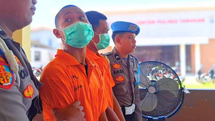 Jarjit (kiri) Remaja 17 Tahun Edarkan Ekstasi di Tarakan. Foto: Oktavian Balang/detikKalimantan