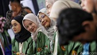 Rangkaian kegiatan yang berlangsung lima hari ini meliputi opening ceremony, talkshow bersama tokoh batik, fashion show, workshop kreatif, parade batik, hingga pertunjukan musik dari Maliq & DEssentials. Selain itu, hadir pula program Industrial Festival dari Humas Kementerian Perindustrian RI, serta berbagai sesi edukatif untuk mendukung regenerasi pembatik muda dan penguatan identitas budaya batik.