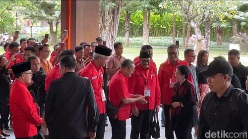 Ketum PDIP Megawati Soekarnoputri saat tiba di The Meru Sanur, Rabu (30/7/2025).