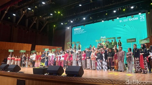 Pembukaan Bali International Choir Festival (BICF) di Balai Budaya Giri Nata Mandala, Puspem Badung, Bali, Selasa (29/7/2025). (Foto: Fabiola Dianira/detikBali)