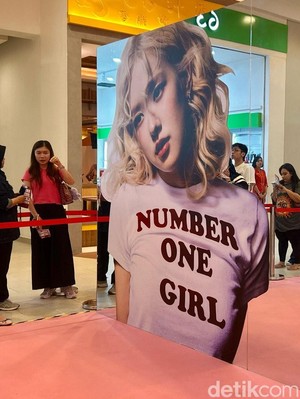 Pop-Up Store Rose BLACKPINK Diserbu Fans, Jakarta Jadi Number One Girl Land