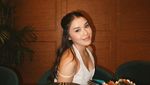 Potret Lula Lahfah Saat Ngemil di Jepang dan Singapura