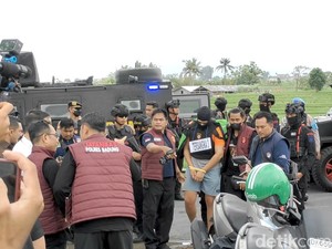 Rekonstruksi Penembakan WN Australia, Pelaku Beli Palu untuk Dobrak Vila