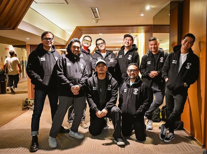 Ronal Surapradja mengundurkan diri dari the prediksi Ronal Surapradja dalam media sosal The Prediksi