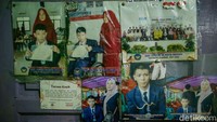 Ketika usianya cukup untuk masuk SD, ibunya gigih memperjuangkan agar Raihan bisa diterima di sekolah negeri. Setiap hari, sang ibu dan kakaknya bergantian menggendong Raihan ke kelas. Bullying dari teman sebaya kerap menghantui, tapi Raihan tak pernah berhenti belajar. Ia memilih menelan semua luka itu dalam diam, sambil terus melangkah. 