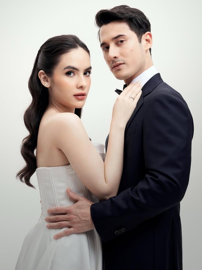 7 Foto Nino Fernandez & Steffi Zamora Berbalut Baju Pengantin, Bak Prewedding 7 Foto Nino Fernandez & Steffi Zamora Berbalut Baju Pengantin, Bak Prewedding