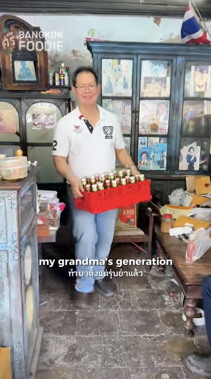 Toko sri racha legendaris Begini Penampilan Toko Antik Saus Sriracha yang Buka Sejak 1932