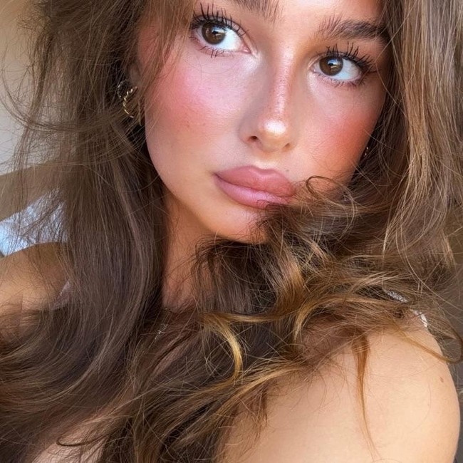 Potret Wanita yang Disebut Pemain Bola Tercantik, Geser Alisha Lehmann