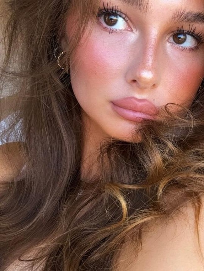 Potret Wanita yang Disebut Pemain Bola Tercantik, Geser Alisha Lehmann