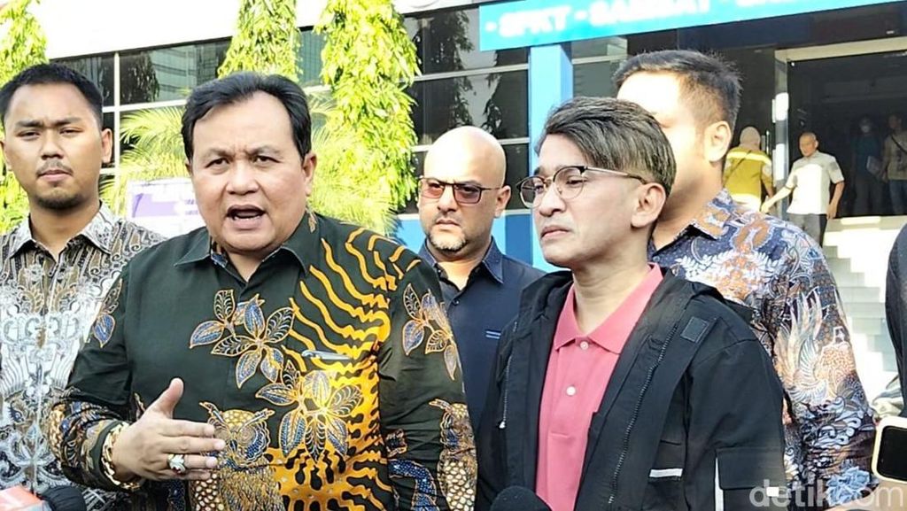 Ruben Onsu Marah-Polisikan Akun Pembully Anak: Sengaja Fitnah! Ruben Onsu Marah-Polisikan Akun Pembully Anak: Sengaja Fitnah!
