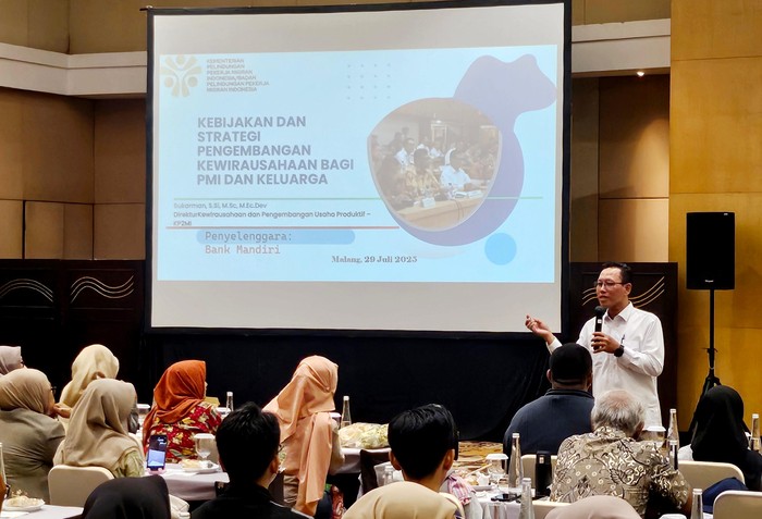 Bank Mandiri Jembatani Purna PMI Asal Malang Jadi Wirausahawan