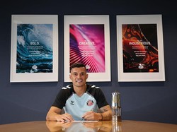 Granit Xhaka direkrut Sunderland dari Leverkusen di musim panas 2025 ini seharga 15 juta Euro atau setara Rp 282 miliar dan dikontrak selama tiga musim (Sunderland AFC via Getty Images/Ian Horrocks)