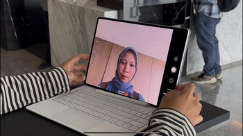 Kamera depan 8MP Smart Perception (f/2.0, FF) juga hadir untuk kebutuhan video call dan selfie di Huawei Matepad Pro 12.2. Foto: Rizqy Nur Amalia/detikINET