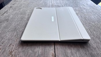 Di dalam bodi tipisnya, Huawei menanamkan chipset Kirin T92A-upgrade dari Kirin 9000S tahun lalu. Foto: Rizqy Nur Amalia/detikINET