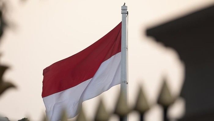 HUT ke-80 RI Semakin Dekat, Ini Aturan Memasang Bendera Merah Putih yang Benar