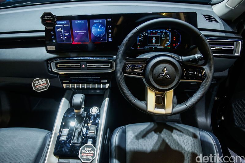Begini tampilan interior Mitsubishi Destinator yang diperkenalkan di GIIAS 2025, ICE BSD, Tangerang, Rabu (30/7/2025).