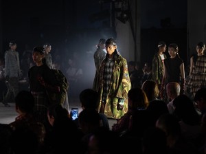 Dari Batik ke Flanel, Lakon Ramu Filosofi Hidup di Koleksi Urub