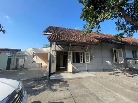 Kondisi rumah warga Tegal Lempuyangan Jogja yang sudah kosong sebelum diserahkan ke KAI, Kamis (31/7/2025).