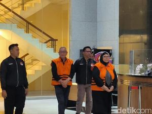 2 Terdakwa Baru Kasus Korupsi LNG Didakwa Rugikan Negara USD 113 Juta