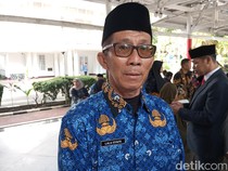 PPPK Pemprov Sulsel Terima SK Jelang 3 Bulan Pensiun, Dapat Bonus Rp 1 Juta