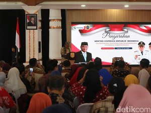 Ketemu Kades di Pati, Menkop Disambati Suplai Gas-Pupuk Kopdes Belum Sat Set