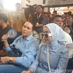 Nikita Mirzani Keukeuh Mau Putar Rekaman, Reza Gladys Respons Gini Nikita Mirzani Keukeuh Mau Putar Rekaman, Reza Gladys Respons Gini