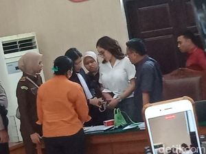 Nikita Mirzani Ngamuk di Sidang! Tuding Jaksa dan Hakim Diatur Reza Glasdys