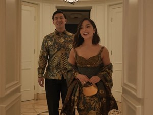 Gaya Couple Nikita Willy-Indra di Resepsi Luna Maya, Tampil Beda Berbatik