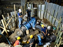 Potret Progres Proyek Koneksi Jaringan Pipa PDAM Makassar di Pabaeng-Baeng