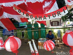 Kisah Ruli dan Merah Putih di Tepi Jalan Perjuangan