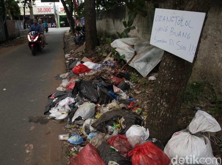 Peringatan Pedas untuk Pembuang Sampah di Tangsel