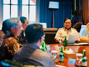 Prabowo Bahas Kondisi Ekonomi Terkini Bareng Luhut cs, Ini Hasilnya