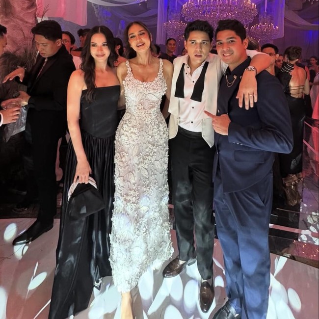 10 Penampilan Serba Hitam Artis di Resepsi Luna Maya, Siapa Paling Stunning?