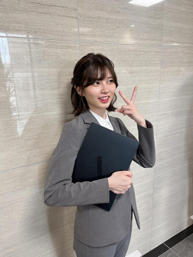 Kisah Araki Saori Viral Jadi Pegawai Kantoran, Terungkap Profesi Sebelumnya