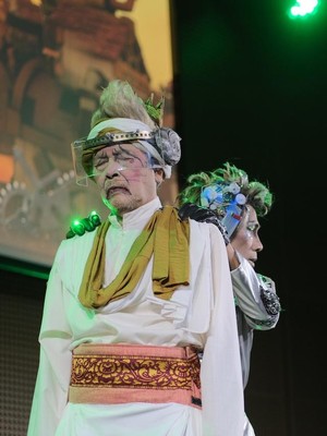Melihat Cuplikan Adegan Semar Diculik KPK ala Teater Koma